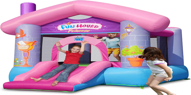 Castle Bounce House for the Perfect Backyard Party